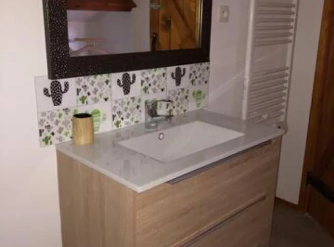 Holiday home L'atypique Au Pays De Honfleur